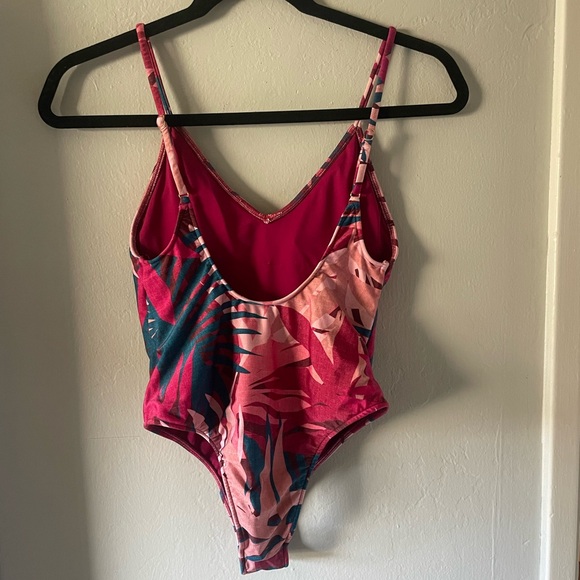 Rio de sol one piece swimsuit - Picture 9 of 10